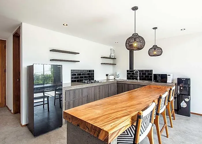 Modern Spacious Loft 200m From The Canggu