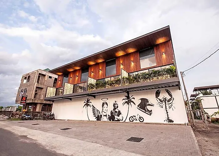 Modern Spacious Loft 200m From The Canggu 3* バリ島