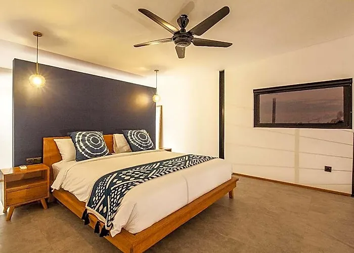Modern Spacious Loft 200m From The Canggu ホテル