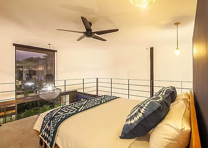 Modern Spacious Loft 200m From The Canggu バリ島